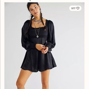 Free people NEW NEVER WORN black farrow romper (size 10)